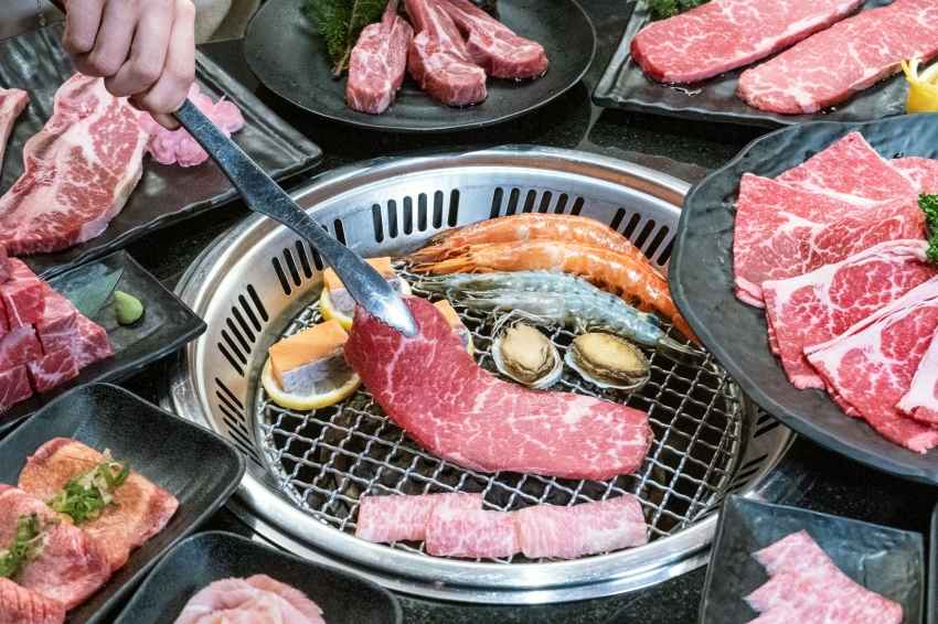 馬辣集團七月大優惠！吃到飽美食無限暢享，壽星專屬好禮等你來