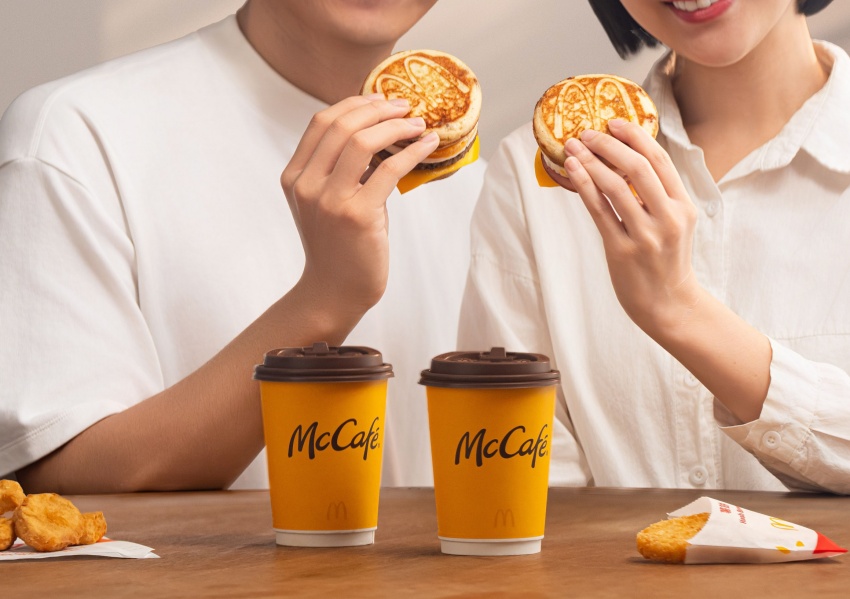 麥當勞厚鬆餅堡回歸！售價、供應時間一次看，三倍量備貨230萬份