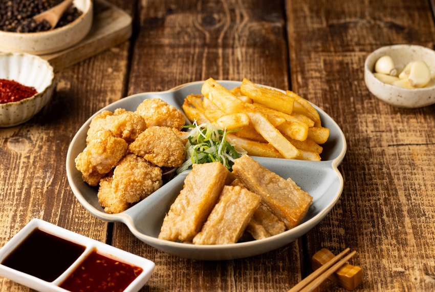 麻辣奶油與蒜頭蛤蜊雙煲開賣，北村豆腐家六萬五千份免費料理限時送