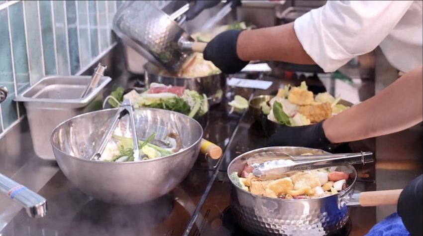 賴山嶼試營運買一送一!內湖旗艦店青花椒麻辣燙4大湯頭特色登場