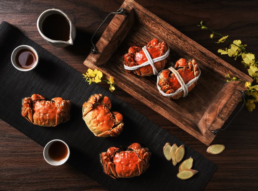 必收2025秋蟹攻略!盤點7間飯店秋季螃蟹饗宴,從豪邁沙公兩吃到北海道鱈場蟹火鍋與米其林法式創意料理一篇搞定