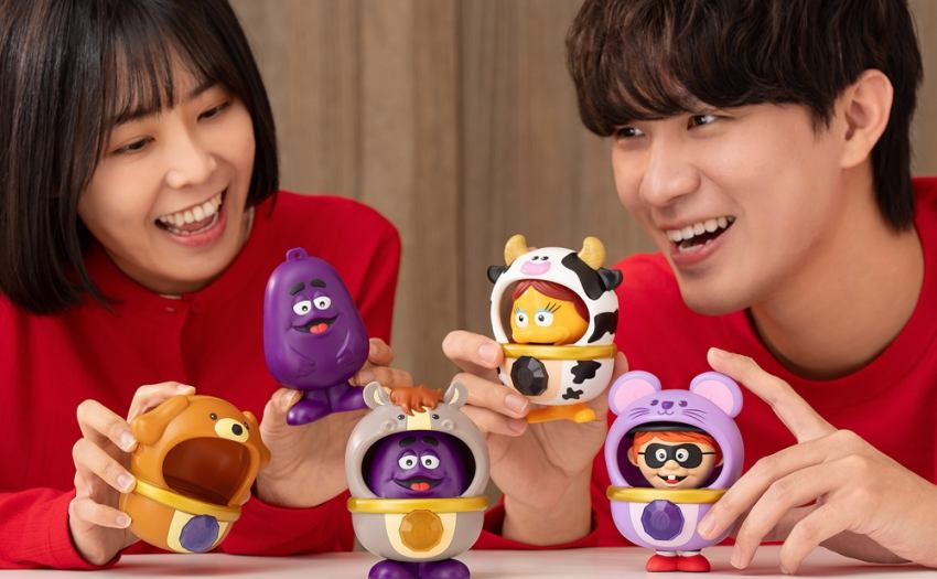 消費者可自由替換公仔的生肖裝扮,奶昔大哥與漢堡神偷的萌趣造型相當吸睛。