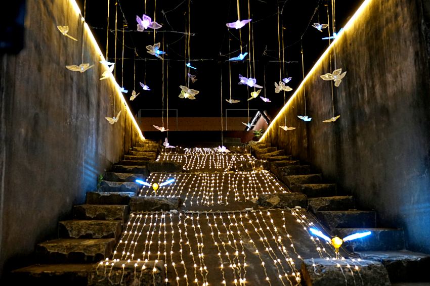 2026屏東燈節登場，縣民公園主燈山之光結合四季樂章，四大燈區從萬年溪延伸至勝利星村，打造春節旅遊最美光影廊道，展期長達45天不可錯過。