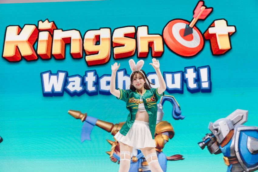 2026 台北電玩展金娜妍現身,韓援女神領軍大跳 Kingshot 應援舞,初戀系魅力席捲全場,成為玩家討論度最高的展覽話題。