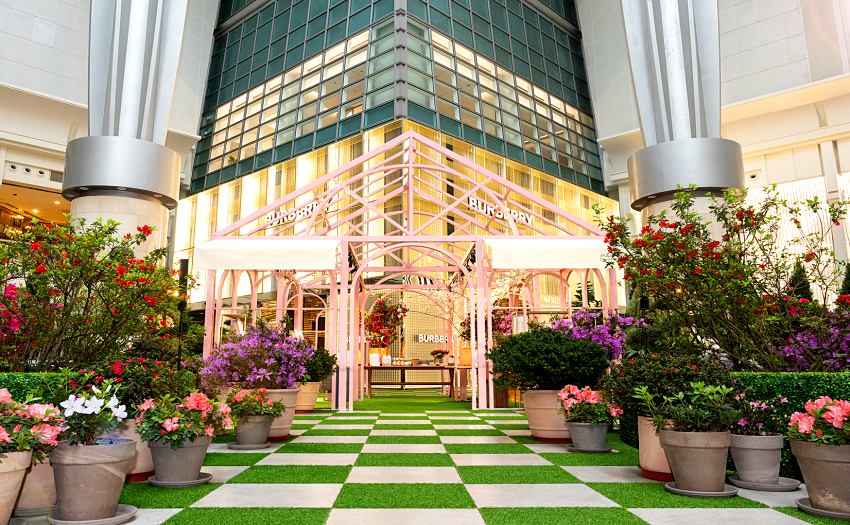 台北101春夏藝術展登場,萬金杜鵑花藝美學與迪奧星光造鏡室跨界合作