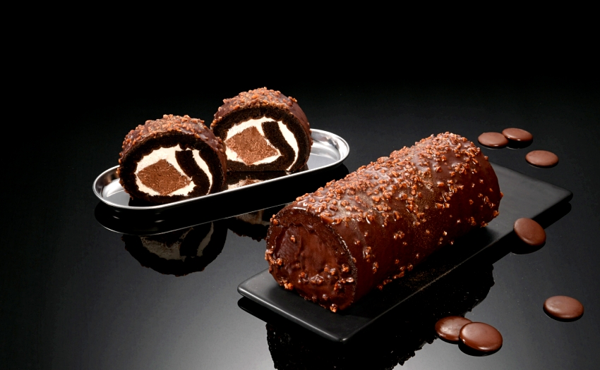 亞尼克「厄瓜多爾脆皮黑巧克力生乳捲」回歸，白色情人節限量必買。