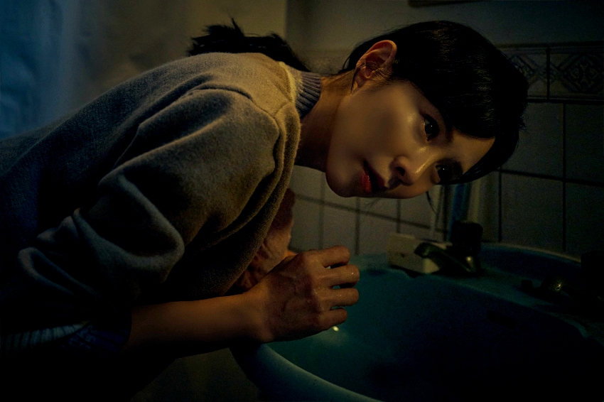 電影《祭弒》天心挑戰5寶媽，項婕如驚曝拍攝現場出現神祕怪影