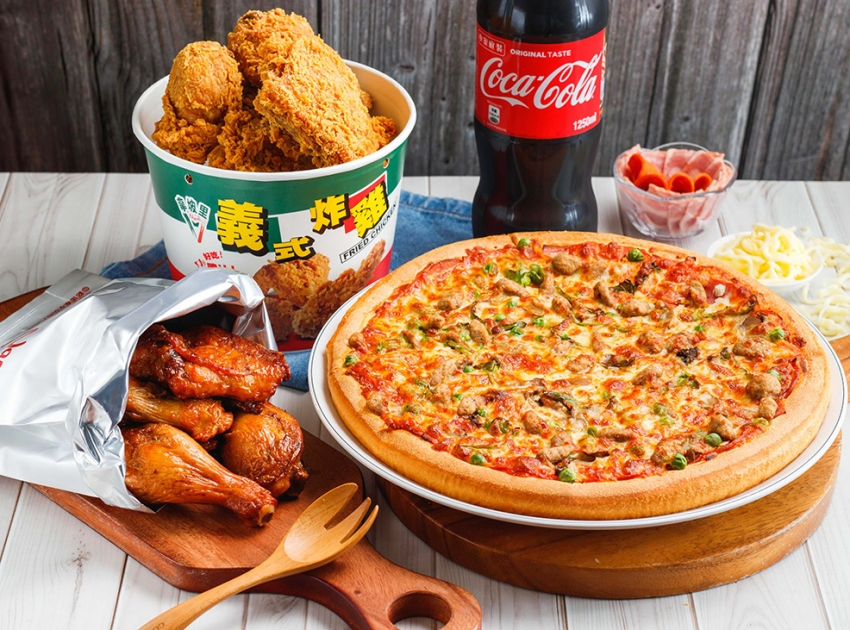 炸雞配蛋塔太療癒！拿坡里限時組合現省270元，普羅旺斯烤雞同步加碼優惠。