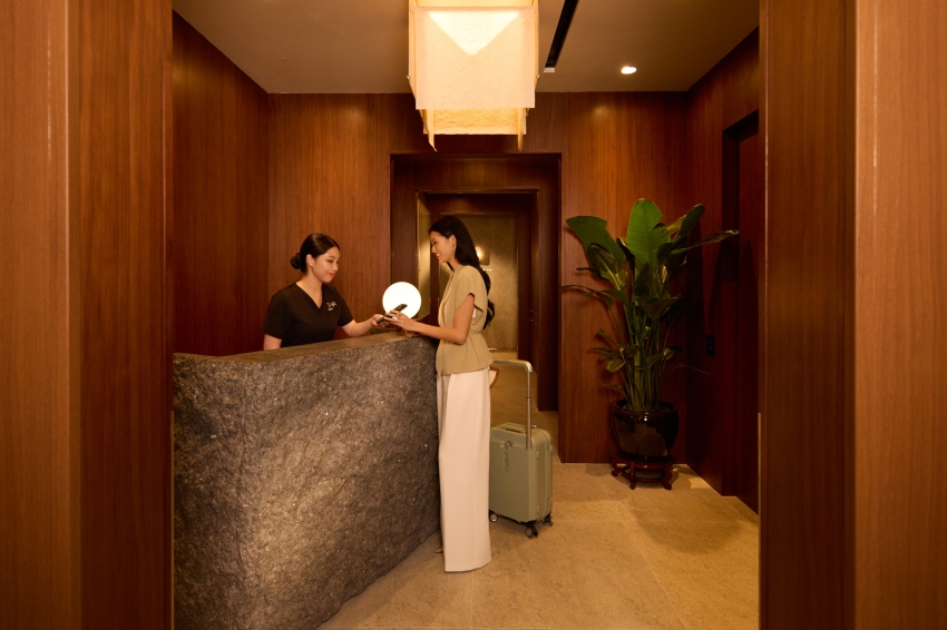 國泰航空寰宇堂頭等貴賓室重啟，1675平米綠瑪瑙奢華空間與卅二公館現點美饌體驗