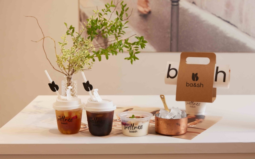 微風信義限時咖啡館！ba&sh春夏系列展現西部率性，Janet分享陽光自信的時尚日常
