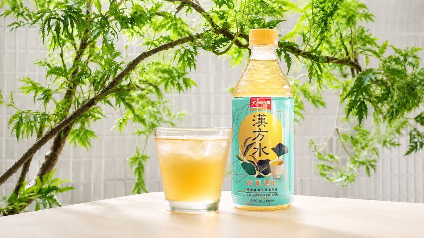 天地合補漢方水荷葉薏仁好市多獨家開賣，無糖低熱量草本補水新選擇，告別傳統苦澀風味