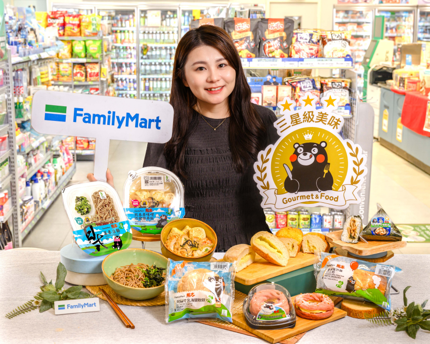 全家熊本季聯名鮮食與麵包、飯糰、麵食陳列。圖/全家提供