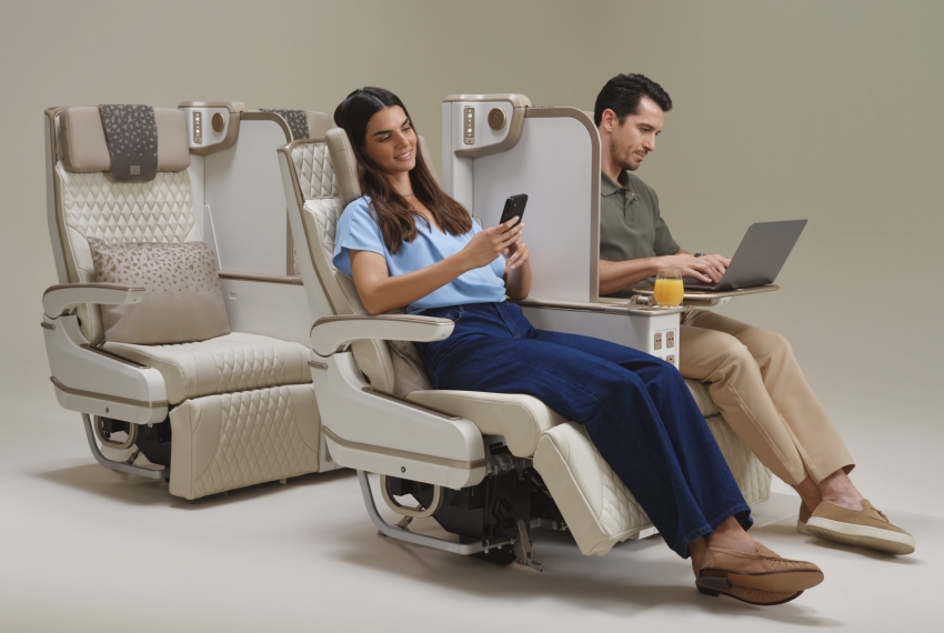 阿聯酋航空A350首發!全球首創電動隱私隔板豪經艙登場