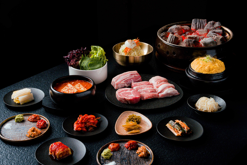 囕盈豚台北海外首店9月12日開幕,主打韓式炭火燒肉與專人代烤