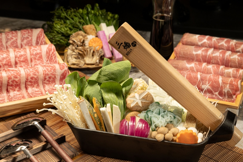 三燔北投壽喜燒放題餐飲影像，為鍋物美饌泡湯方案的餐食搭配。圖／晶泉丰旅提供
