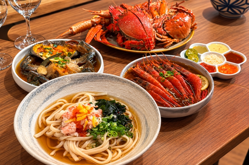 狐狸松葉蟹湯烏龍麵與多款蟹蝦料理。圖/春大直提供